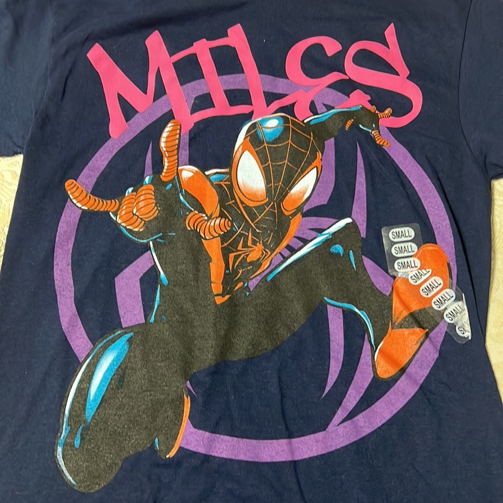 Marvel Spider-Man. T-shirt short sleeve this shirt is unisex